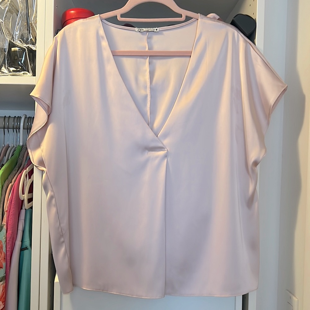 Zara v neck short sleeve blouse
